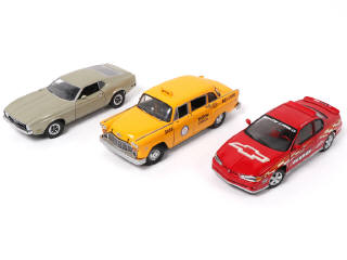 Lot 265 - SUN STAR (CHINE) (3)