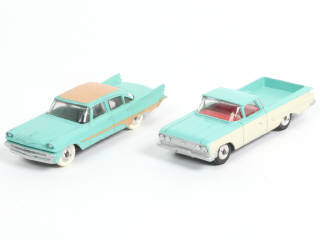 Lot 266 - DINKY TOYS (GB) (2)