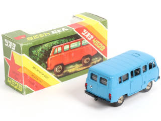 Lot 117 - NOVOEXPORT (URSS) (1)