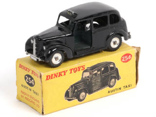 Lot 281 - DINKY TOYS (GB) (1)