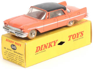 Lot 339 - DINKY TOYS (FRANCE) (1)