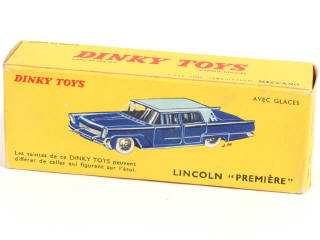 Lot 303 - DINKY TOYS (FRANCE) (1)