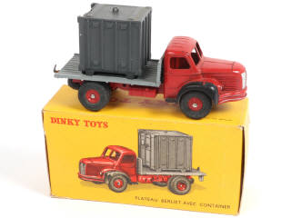 Lot 375 - DINKY TOYS (FRANCE) (1)