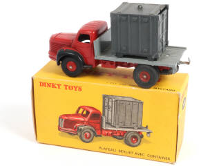 Lot 375 - DINKY TOYS (FRANCE) (1)