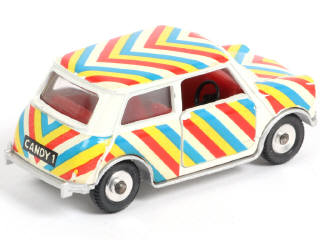 Lot 255 - DINKY TOYS (GB) (1)