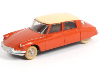 Lot 311 - DINKY TOYS (FRANCE) (1)