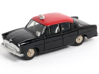 Lot 306 - DINKY TOYS (FRANCE) (1)