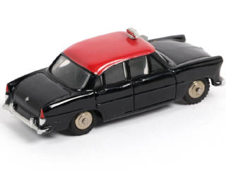 Lot 306 - DINKY TOYS (FRANCE) (1)