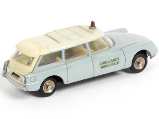 Lot 326 - DINKY TOYS (FRANCE) (1)