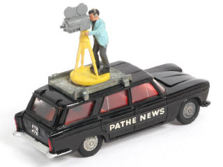 Lot 249 - DINKY TOYS (GB) (1)