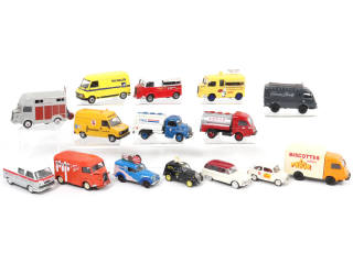 Lot 72 - DIVERS (15)