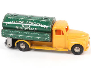 Lot 41 - FRANCE JOUETS (FRANCE) (1)