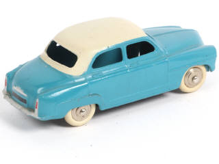 Lot 299 - DINKY TOYS (FRANCE) (1)