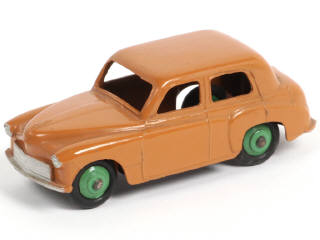 Lot 227 - DINKY TOYS (GB) (1)