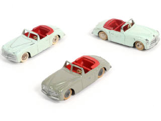 Lot 383 - DINKY TOYS (FRANCE) (3)