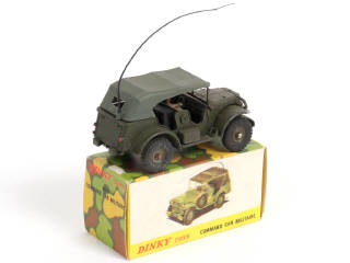 Lot 367 - DINKY TOYS (FRANCE) (1)