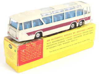 Lot 271 - DINKY TOYS (GB) (1)