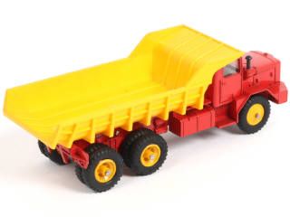 Lot 347 - DINKY TOYS (FRANCE) (1)