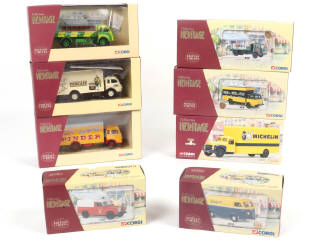 Lot 175 - CORGI TOYS (GB) (8)