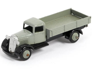 Lot 282 - DINKY TOYS (GB) (1)