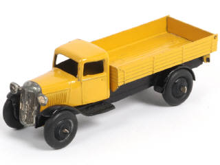 Lot 283 - DINKY TOYS (GB) (1)