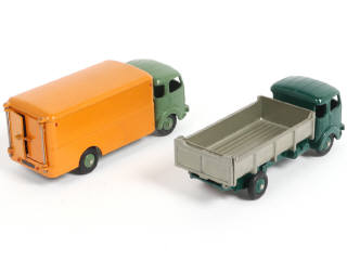 Lot 389 - DINKY TOYS (FRANCE) (2)