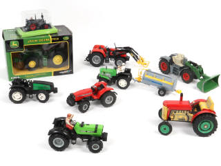 Lot 92 - DIVERS (10)