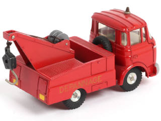 Lot 378 - DINKY TOYS (FRANCE) (1)