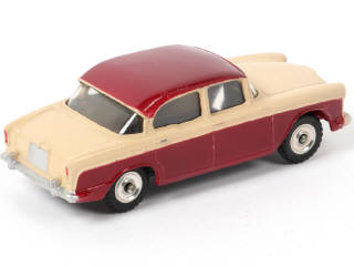 Lot 260 - DINKY TOYS (GB) (1)