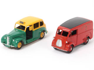 Lot 315 - DINKY TOYS (GB) (2)