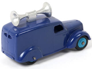 Lot 279 - DINKY TOYS (GB) (1)