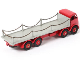 Lot 295 - DINKY TOYS (GB) (1)