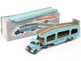 Lot 305 - DINKY TOYS (GB) (1)