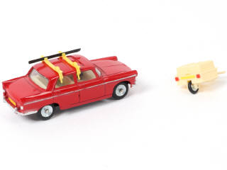 Lot 348 - DINKY TOYS (FRANCE) (1)