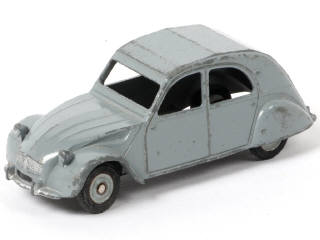 Lot 333 - DINKY TOYS (FRANCE) Série JUNIOR (1)