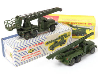 Lot 311 - DINKY TOYS (GB) (2)