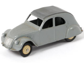Lot 339 - DINKY TOYS (FRANCE) (1)