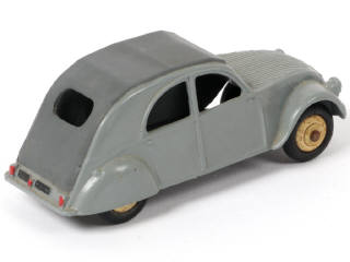 Lot 339 - DINKY TOYS (FRANCE) (1)