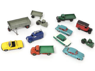 Lot 421 - DINKY TOYS (GB) (10)