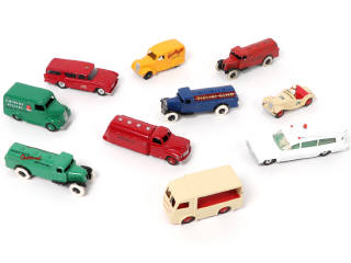 Lot 423 - DINKY TOYS (GB) (10)