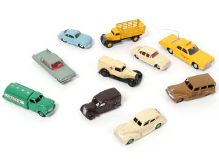 Lot 425 - DINKY TOYS (GB) (10)