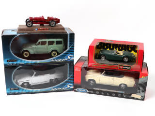 Lot 22 - DIVERS (5)