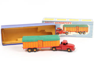 Lot 454 - DINKY TOYS (FRANCE) (1)