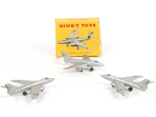 Lot 459 - DINKY TOYS (FRANCE) (3)