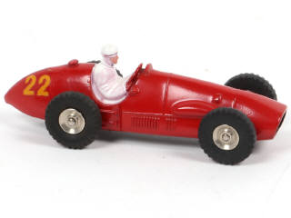 Lot 443 - DINKY TOYS (FRANCE) (1)