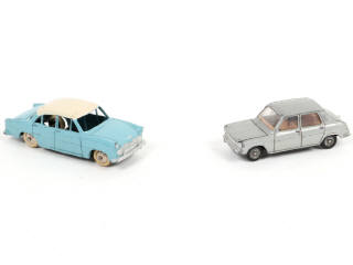Lot 455 - DINKY TOYS (FRANCE) (2)