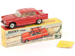 Lot 449 - DINKY TOYS (FRANCE) (1)