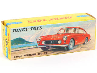 Lot 440 - DINKY TOYS (FRANCE) (1)