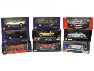 Lot 137 - DIVERS (9)