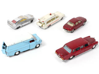 Lot 410 - DINKY TOYS (GB) (5)